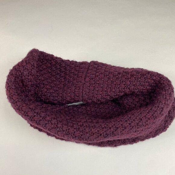 Tory Burch Wool Blend Chunky Knit Infinity Scarf - Picture 6 of 11